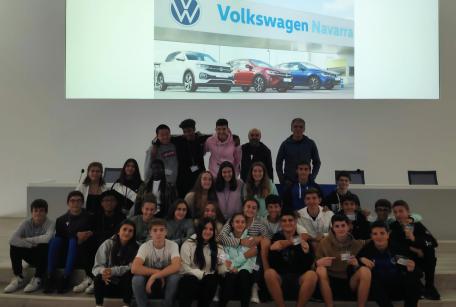 DBH 4ko ikasleak Volkswagenen