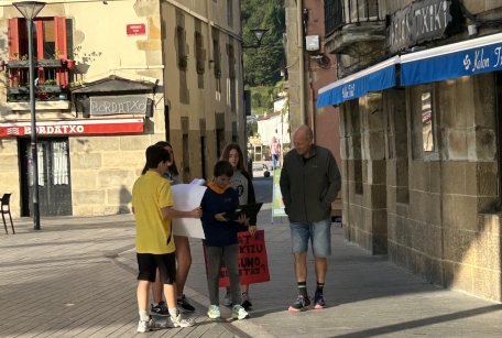 Nola bultza dezakegu gure kontsumo eredua justua eta lokala izan dadin? 