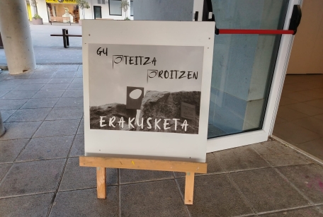 Oteitzaren erakusketa.