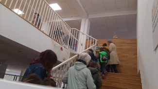 Gurasoak eta familiak Orioko Herri Ikastolan.