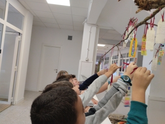 Orioko Herri Ikastolako desioen zuhaitza.