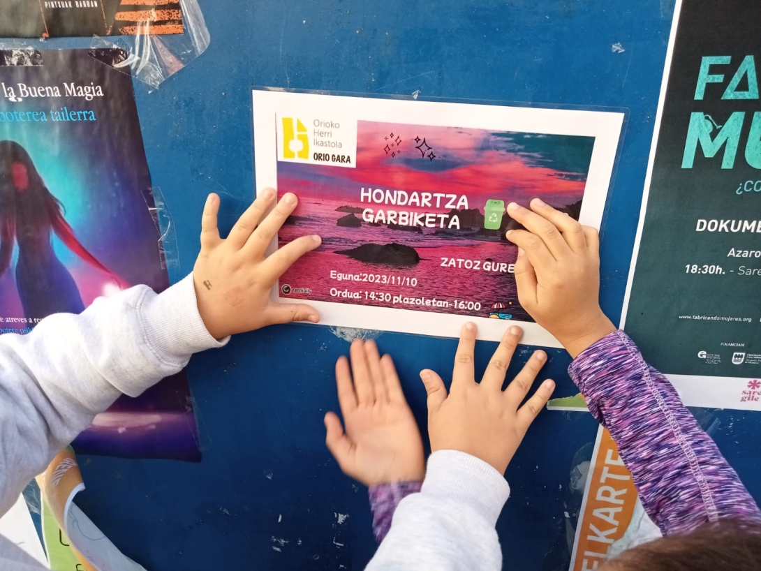 Kutsaduraren inguruko proiektu bat gauzatu dute LH5en eta amaiera emateko auzolanean eraman nahi zuten aurrera azken ekintza. Gure ikasleak ekintzaileak izatea nahi dugula garbi dugu gure ikastolan eta horretarako aukera bikaina dute oraingoan.