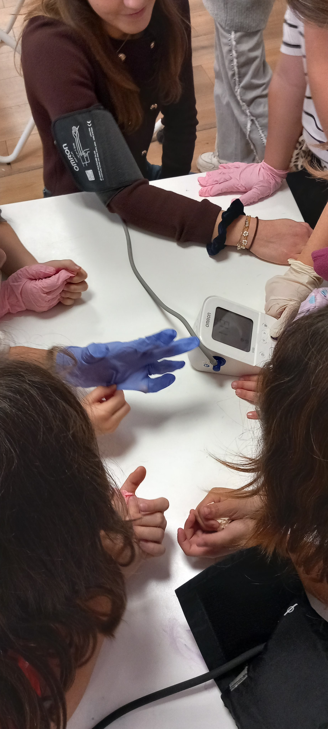 LH1eko ikasleak "Gorputzaren sekretuak" izeneko proiektua lantzen ari dira, eta hainbat bisita izan ditugu azken boladan.